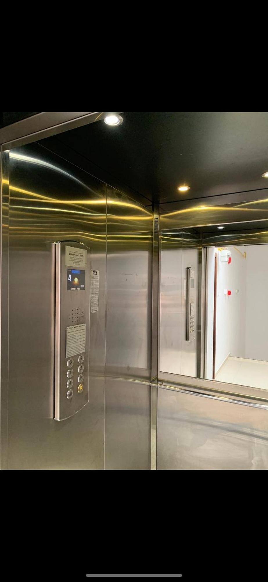 Centru Unirii Luxury Vip Palmier Apartament 2 Camere Cu Terasa Exterioara Amenajata ! Parcare Subterana Privata Climatizata Si Supravegheata Video Dar Doar Cu Rezervare In Limita Locurilor Disponibile !Proprietate In Regim Hoteliep - Nu Are Bucatarie Bukarest Exteriör bild