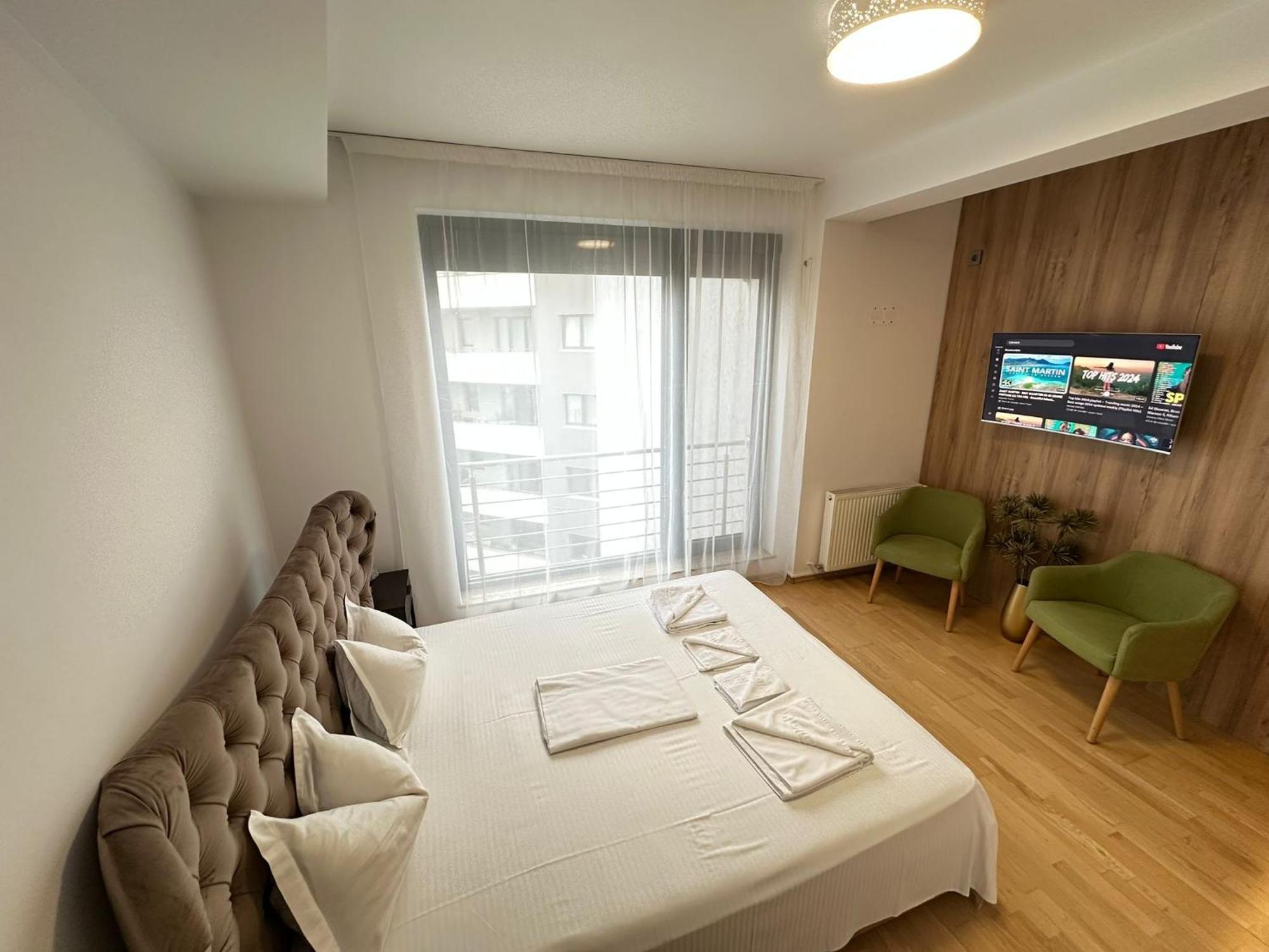 Centru Unirii Luxury Vip Palmier Apartament 2 Camere Cu Terasa Exterioara Amenajata ! Parcare Subterana Privata Climatizata Si Supravegheata Video Dar Doar Cu Rezervare In Limita Locurilor Disponibile !Proprietate In Regim Hoteliep - Nu Are Bucatarie Bukarest Exteriör bild