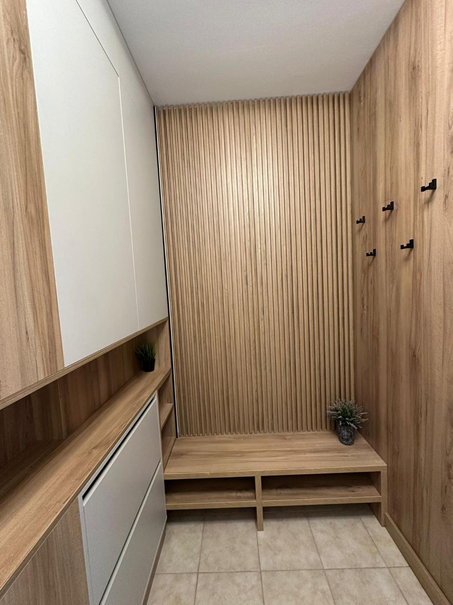 Centru Unirii Luxury Vip Palmier Apartament 2 Camere Cu Terasa Exterioara Amenajata ! Parcare Subterana Privata Climatizata Si Supravegheata Video Dar Doar Cu Rezervare In Limita Locurilor Disponibile !Proprietate In Regim Hoteliep - Nu Are Bucatarie Bukarest Exteriör bild