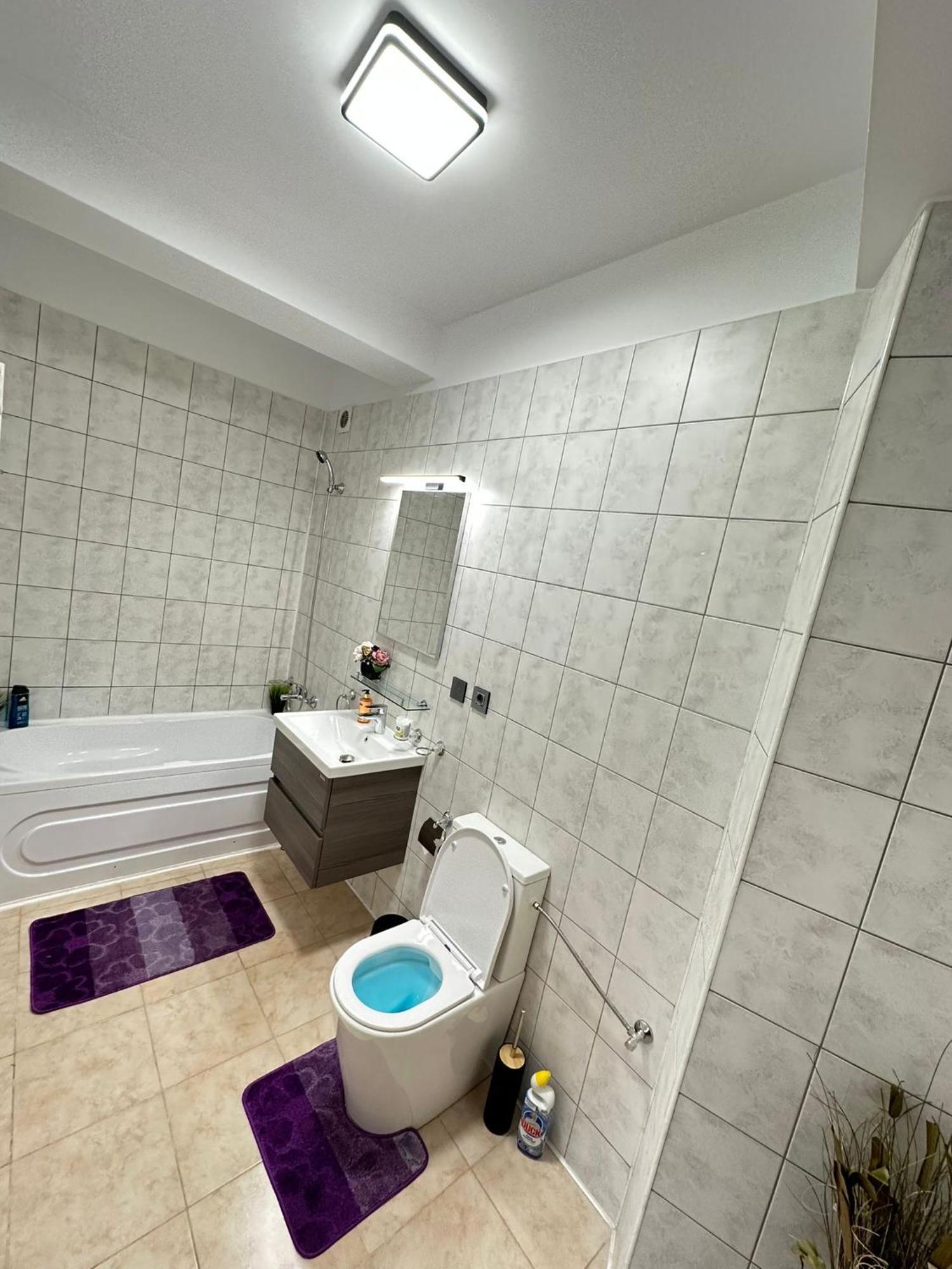 Centru Unirii Luxury Vip Palmier Apartament 2 Camere Cu Terasa Exterioara Amenajata ! Parcare Subterana Privata Climatizata Si Supravegheata Video Dar Doar Cu Rezervare In Limita Locurilor Disponibile !Proprietate In Regim Hoteliep - Nu Are Bucatarie Bukarest Exteriör bild